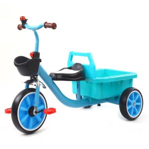 دراجة هوائية يقودها الطفل