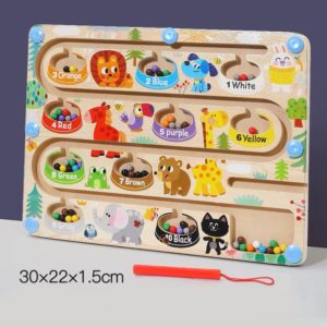 سبورة المغناطيس الخشبية